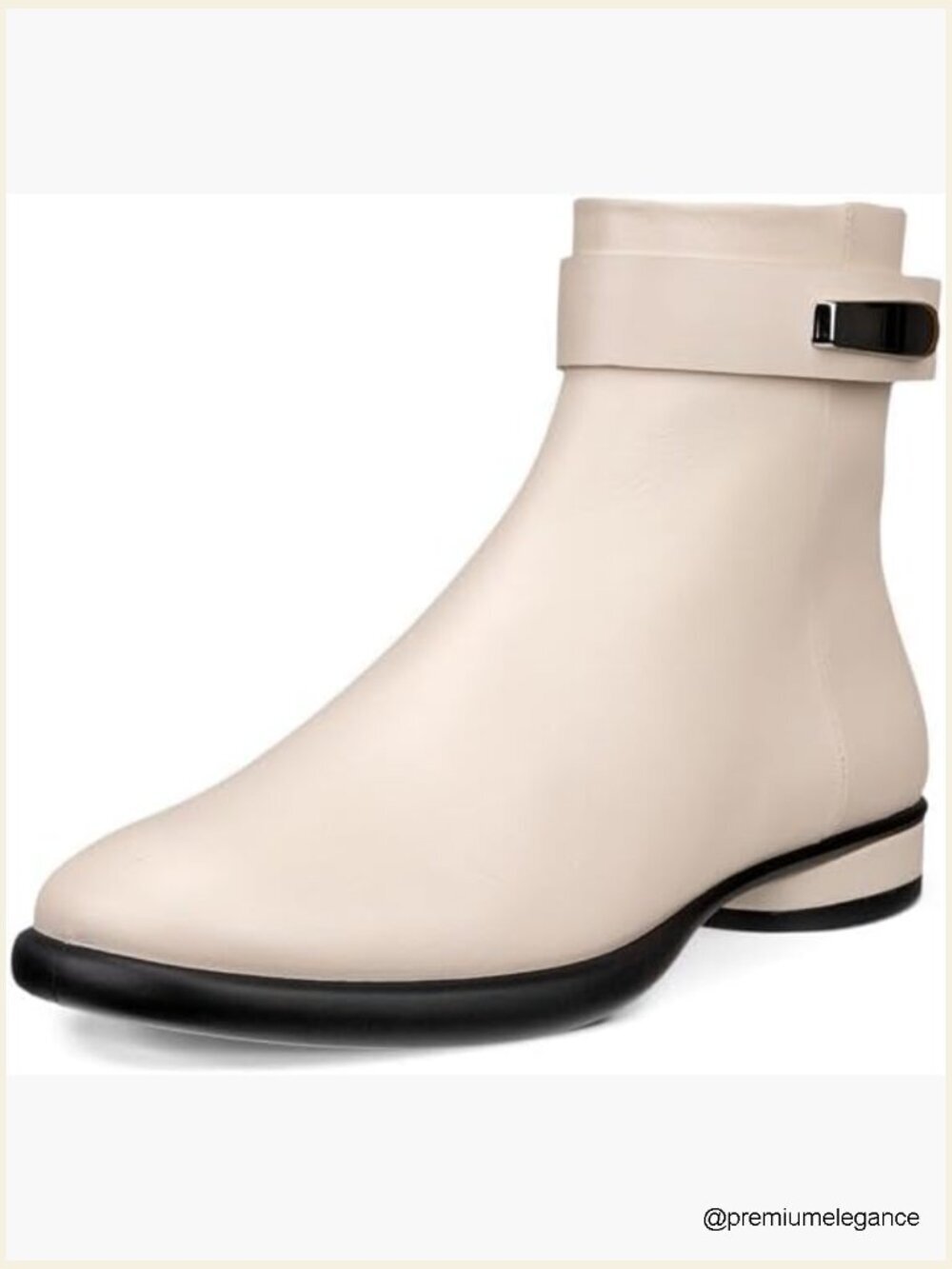 Ankle boots with zip closure and premium leather